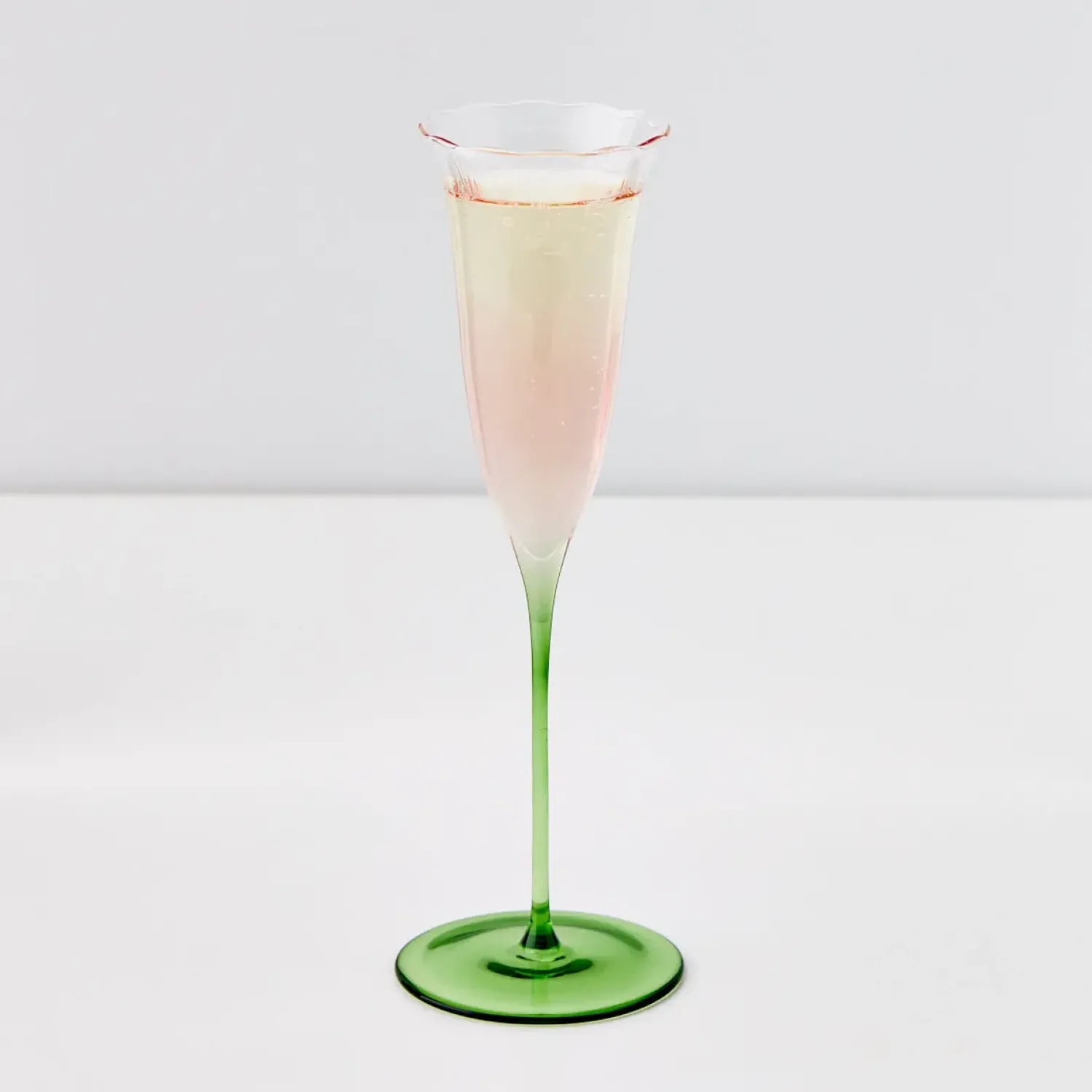 GigiandTom Coloured Bloom Champagne Glass Pink* Wine Glasses