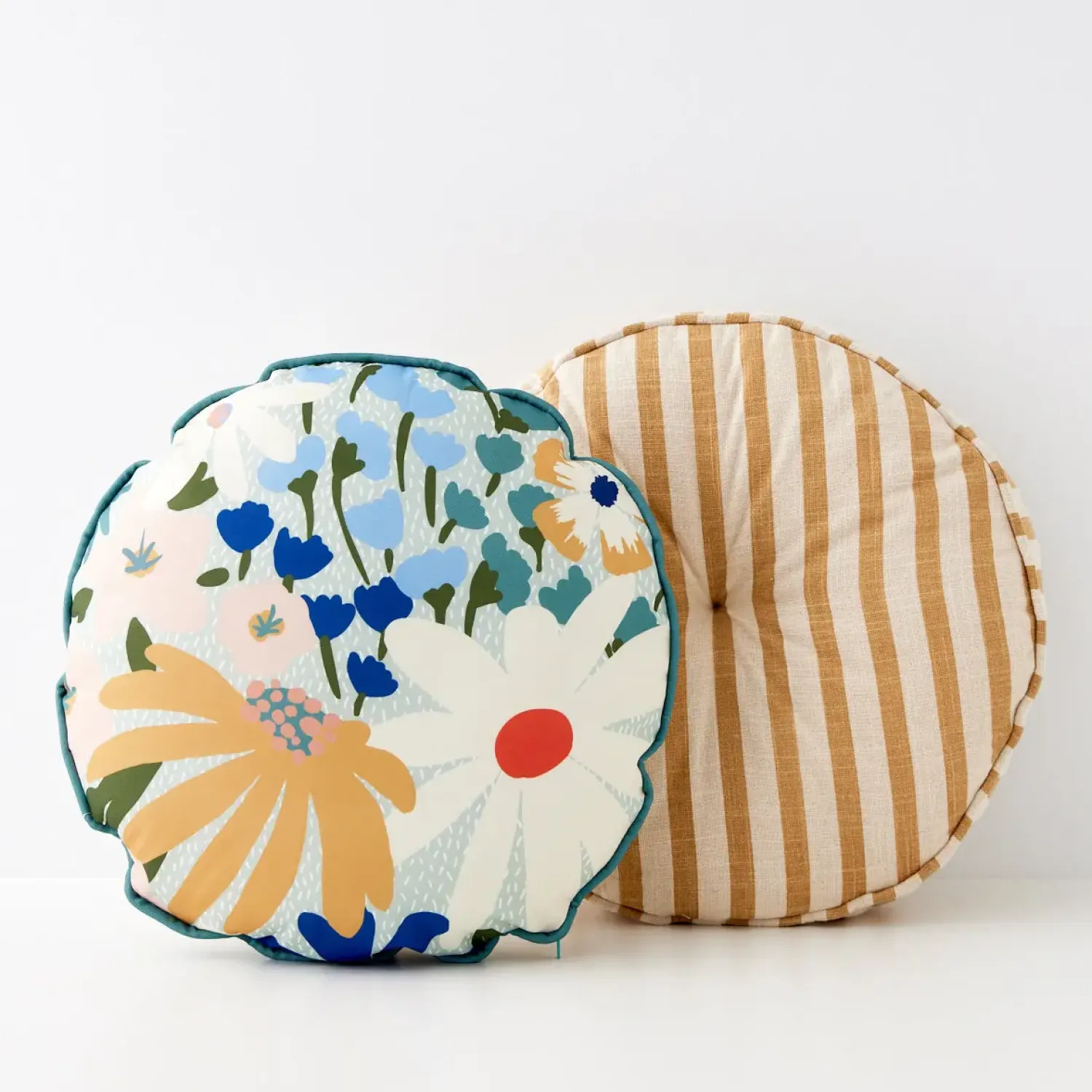 GigiandTom In Bloom Alfresco Cushion With Insert Blue* Cushions & Throws