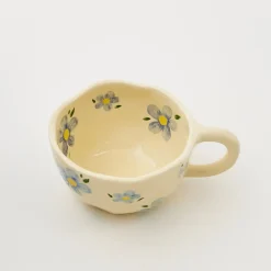GigiandTom Painted Daisy Ceramic Mug Blue* Mugs & Teacups