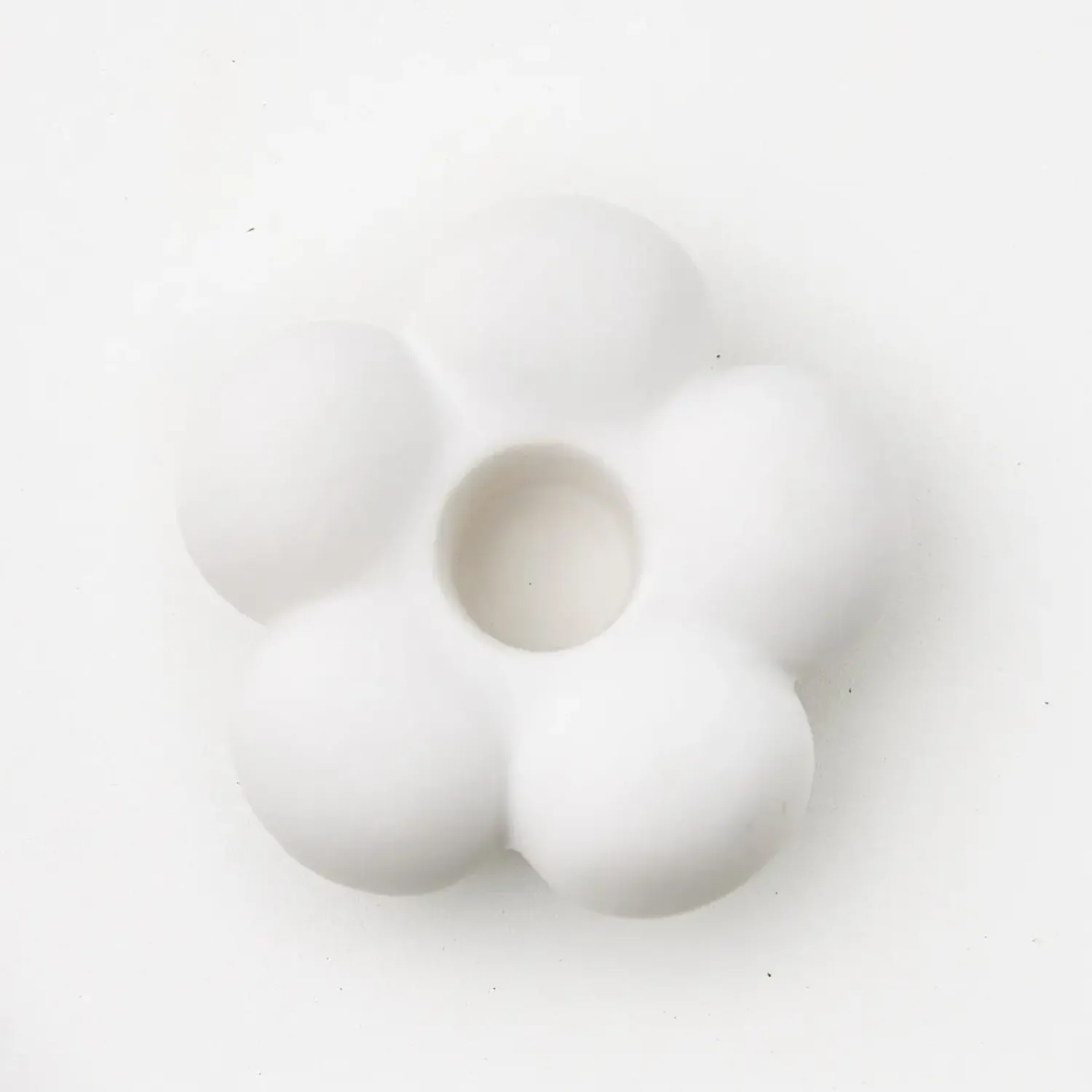 GigiandTom Petal Ceramic Taper Candle Holder White* Candle Holders