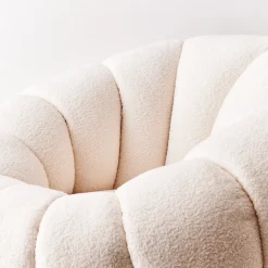 GigiandTom Pumpkin Accent Chair White* Furniture