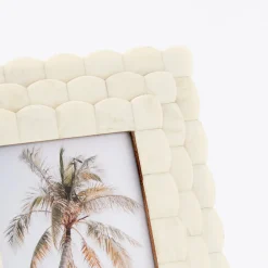 GigiandTom Scalloped Bone Photo Frame Ivory* Decorative Objects & Trays