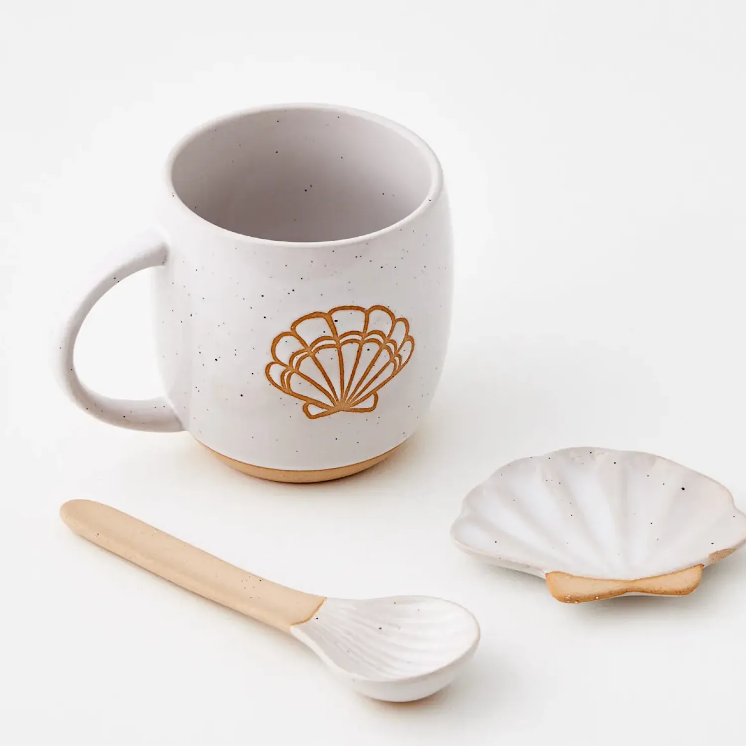 GigiandTom Seashell Ceramic Mug & Spoon Set* Mugs & Teacups