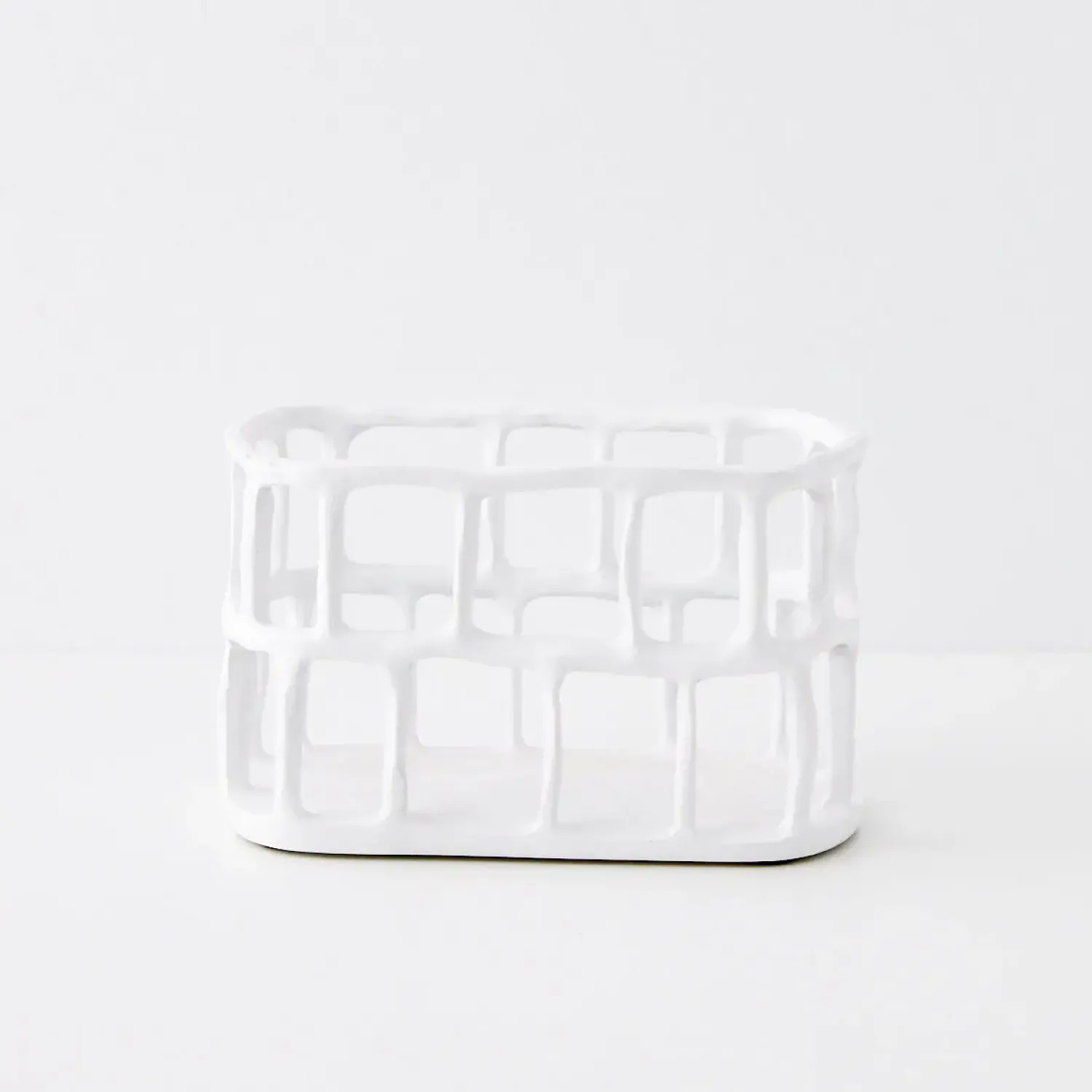 GigiandTom Weave Resin Fruit Bowl White* Kitchen Accessories